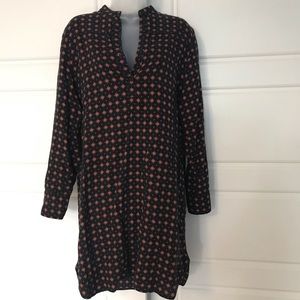 Chic Uniqlo tunic size L, black w/ geometric print